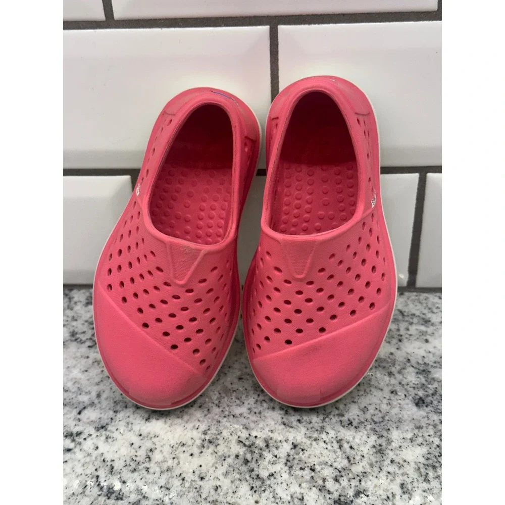 TOMS Toddler‎ 8 Slip On Shoes Pink Perforated Water Friendly Casual Summer